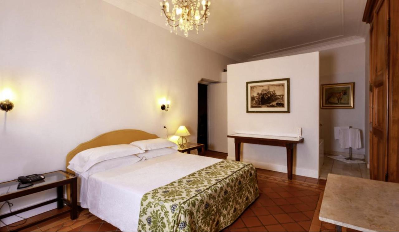 Albergo Ristorante Madonnina Cantello Bagian luar foto