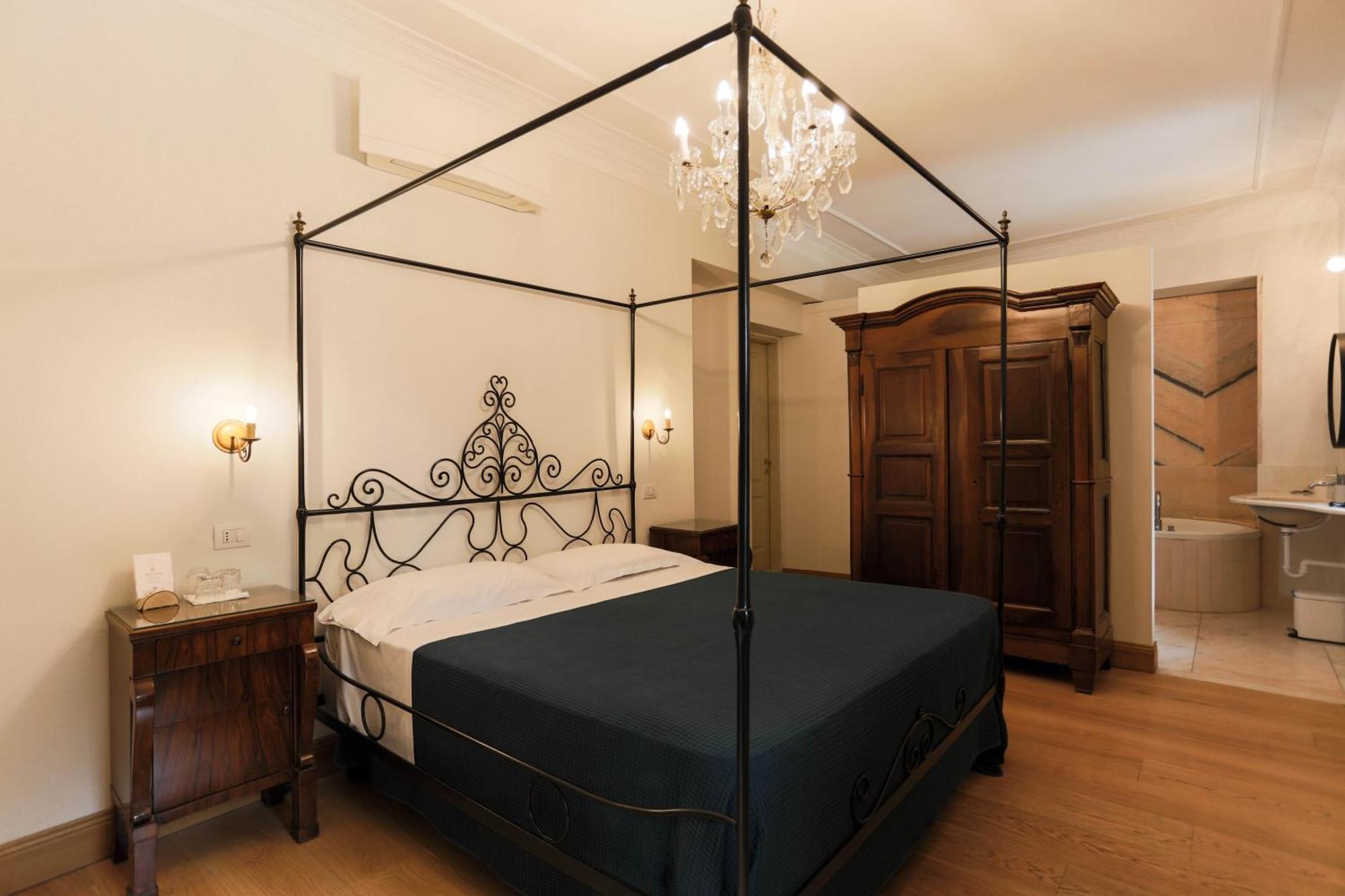 Albergo Ristorante Madonnina Cantello Bagian luar foto