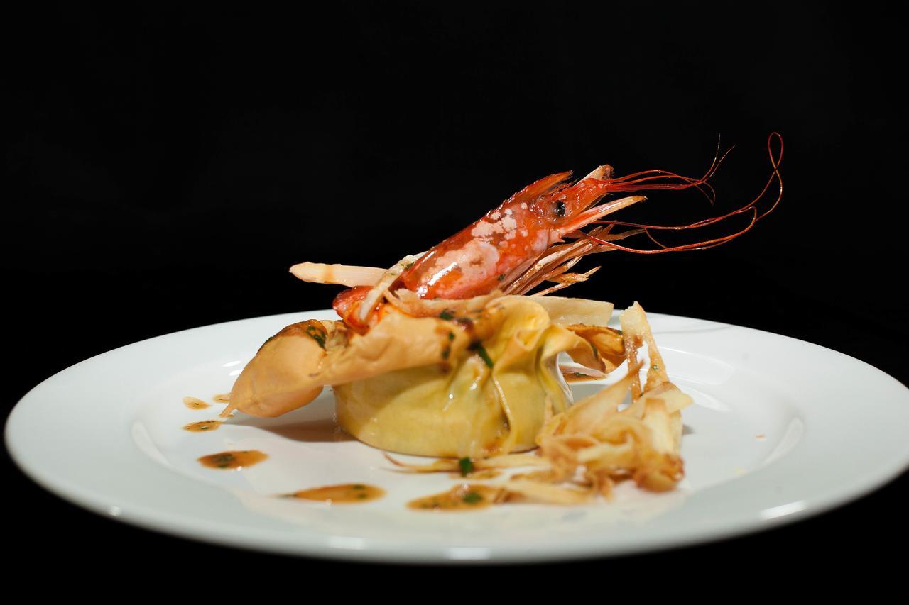 Albergo Ristorante Madonnina Cantello Bagian luar foto