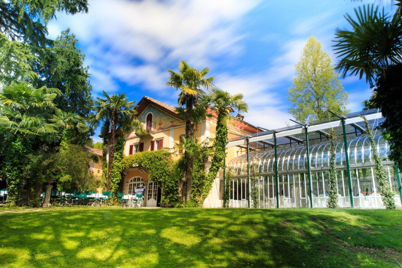 Albergo Ristorante Madonnina Cantello Bagian luar foto